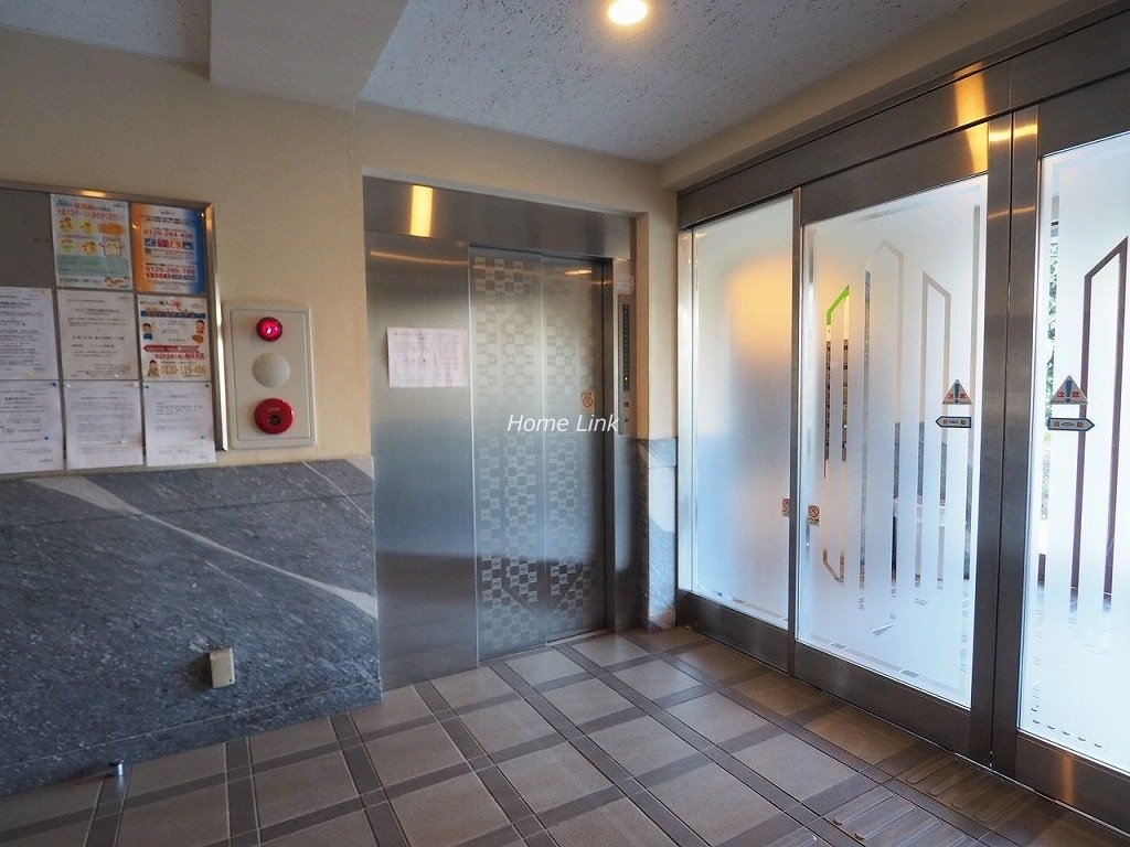 ライオンズマンション本蓮沼第2　エレベーターホール